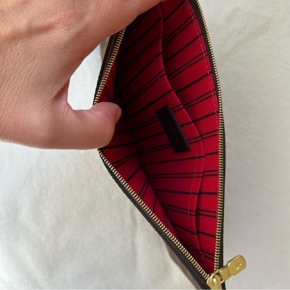 𝅺LOUIS Vuitton- Neverfull GM matching pouch /wallet- New condition - Picture 5 of 9